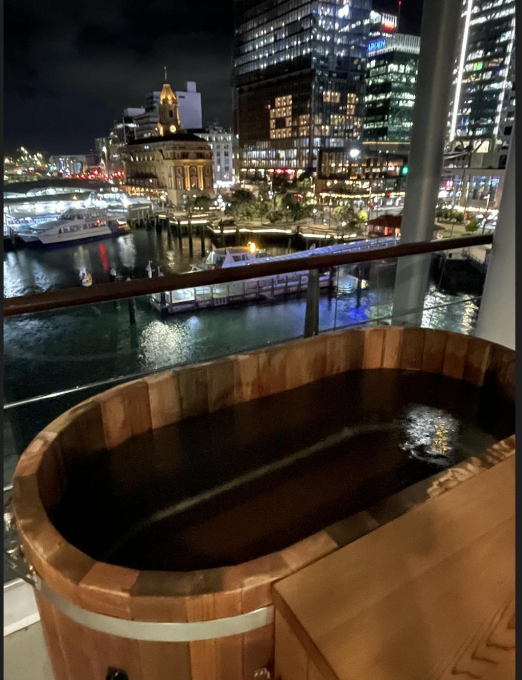 Luxury Apartment - Parking - Hot Tub - Stunning Views Auckland Zewnętrze zdjęcie
